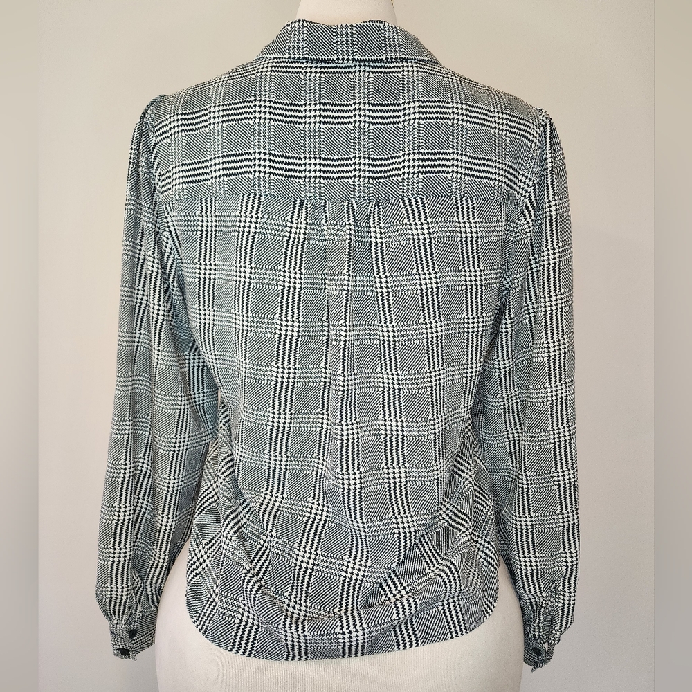 Topshop Black and White Button-Up Long Sleeved Blouse - Picture 5 of 10